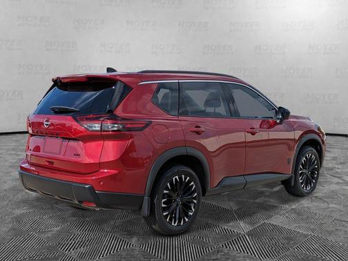 Scarlet Ember Tintcoat 2026 Nissan Rogue Dark Armor