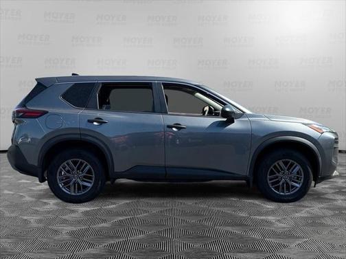 2022 Nissan Rogue S