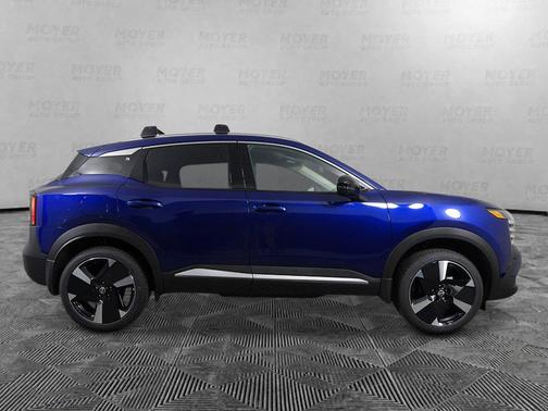 Deep Blue Pearl 2026 Nissan Kicks SR