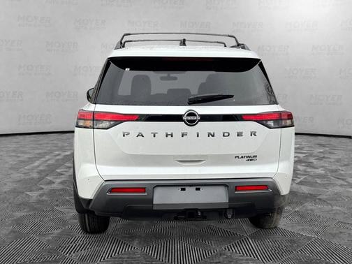 Everest White Pearl Tricoat 2026 Nissan Pathfinder Platinum