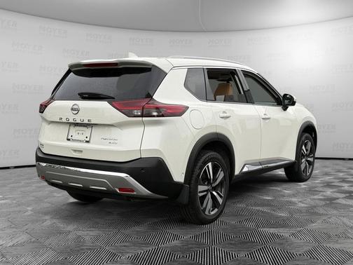 Pearl White Tricoat 2023 Nissan Rogue Platinum