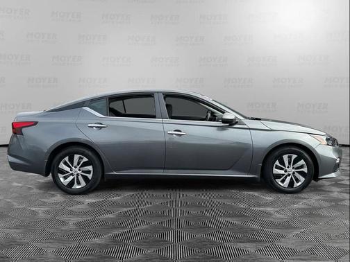 2022 Nissan Altima S FWD