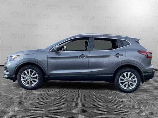 2021 Nissan Rogue Sport SV