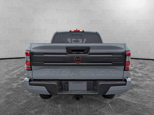 Boulder Gray Pearl 2026 Nissan Frontier PRO-4X