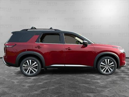 2022 Nissan Pathfinder Platinum 4WD