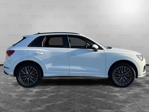 2024 Audi Q3 Premium 40 TFSI quattro Tiptronic