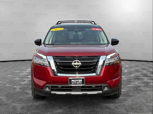2022 Nissan Pathfinder Platinum 4WD