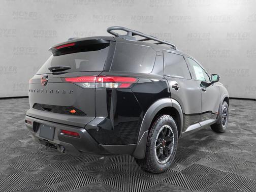 Super Black 2026 Nissan Pathfinder Rock Creek