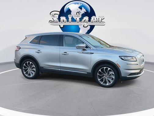 2021 Lincoln Nautilus Reserve