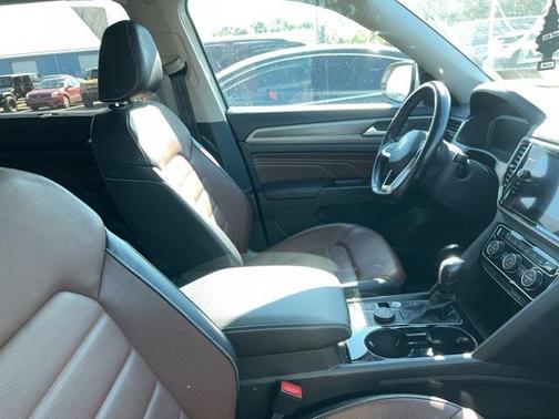 2021 Volkswagen Atlas 3.6L SEL Premium