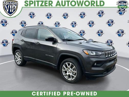 2022 Jeep Compass Latitude Lux