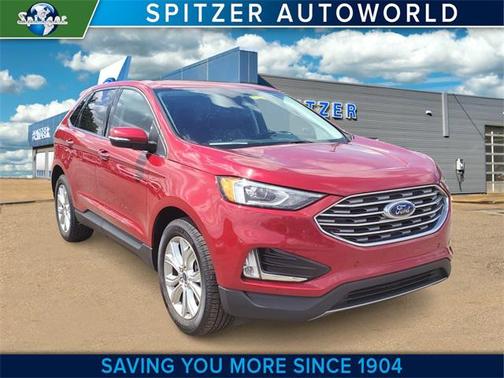 2022 Ford Edge Titanium