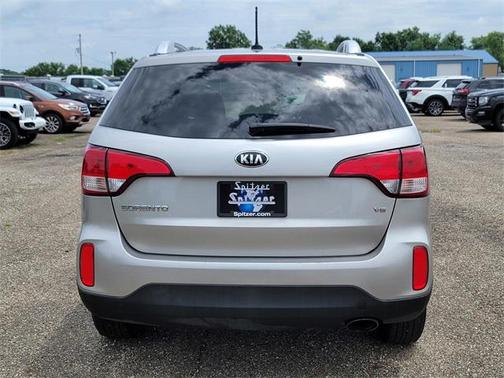 2015 Kia Sorento LX