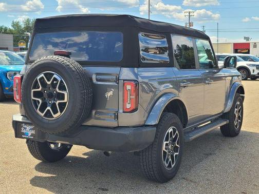 2023 Ford Bronco Outer Banks