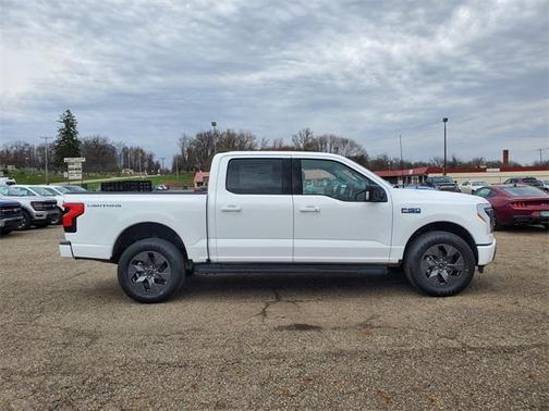 2025 Ford F-150 Lightning Flash