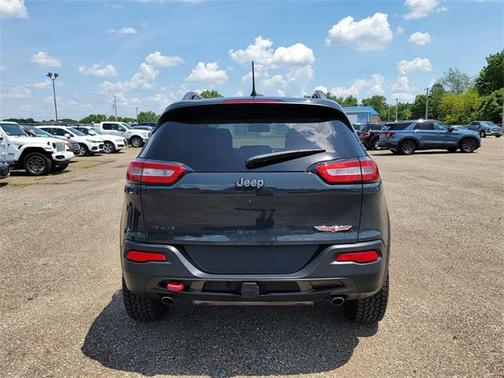 2017 Jeep Cherokee Trailhawk