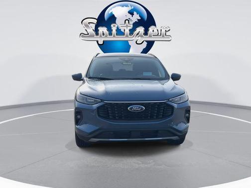2026 Ford Escape PHEV SE