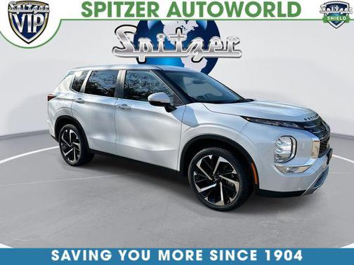 White Diamond 2024 Mitsubishi Outlander SE 2.5 S-AWC