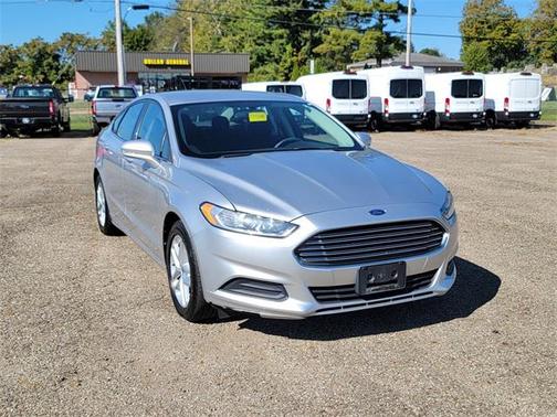 2014 Ford Fusion SE