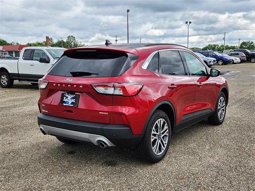 2022 Ford Escape SEL