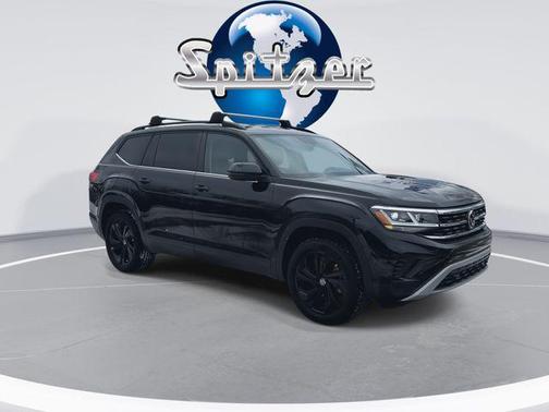 2022 Volkswagen Atlas 2.0T SE w/Technology 4MOTION