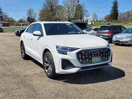 2024 Audi Q8 55 Premium Plus