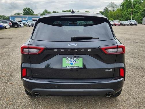 2023 Ford Escape ST-Line Elite