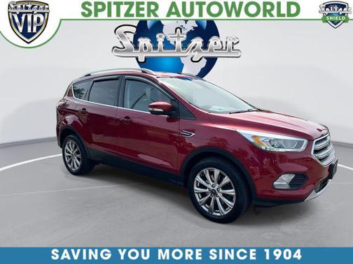 RUBY RED METALLIC TINTED CC 2017 Ford Escape Titanium