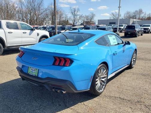 2025 Ford Mustang GT Premium