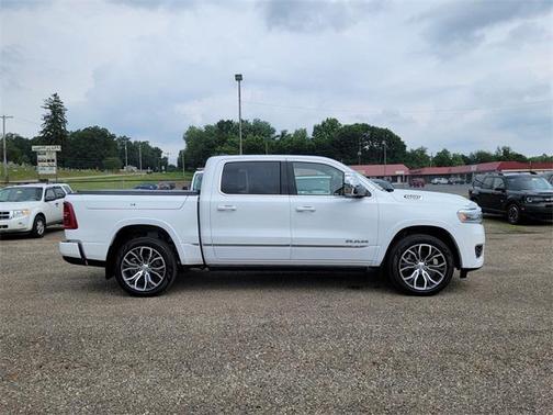 2025 RAM 1500 ST