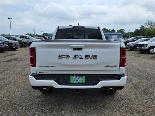 2025 RAM 1500 ST