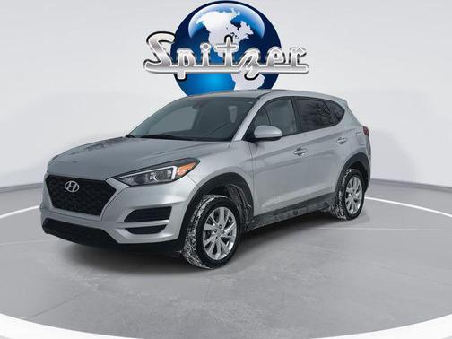 2021 Hyundai TUCSON SE