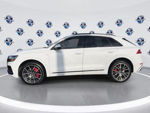 2023 Audi Q8 55 Premium Plus