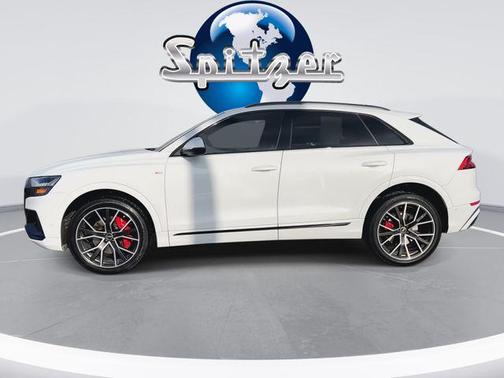 2023 Audi Q8 55 Premium Plus