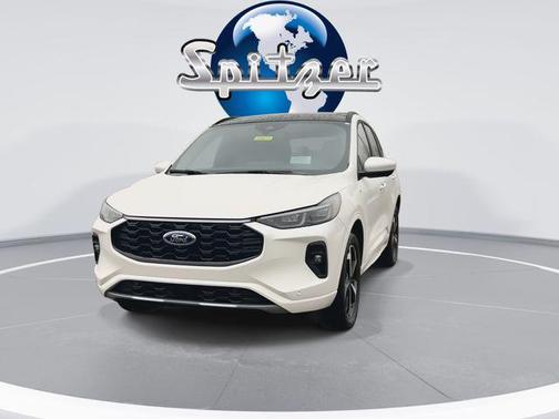 2026 Ford Escape ST-Line Elite