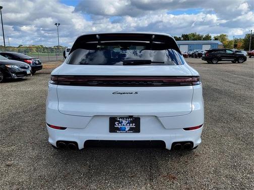 2024 Porsche Cayenne S