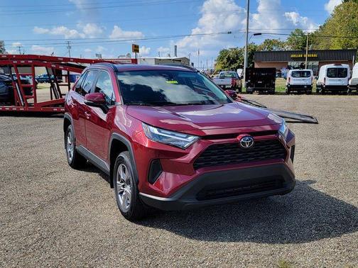 2022 Toyota RAV4 XLE