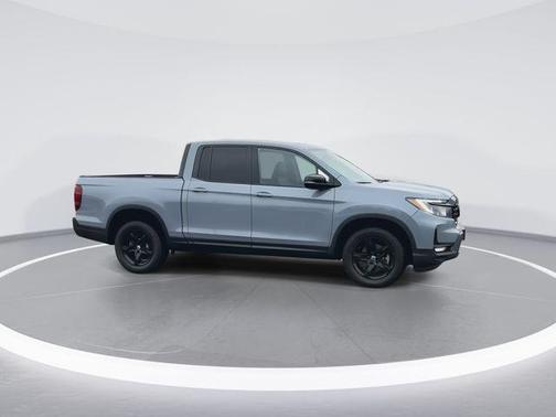 2022 Honda Ridgeline Black