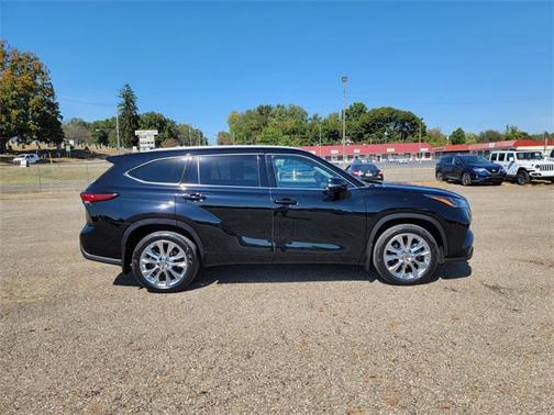 2023 Toyota Highlander Limited