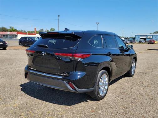 2023 Toyota Highlander Limited
