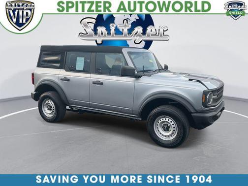 ICONIC SILVER METALLIC 2023 Ford Bronco Base