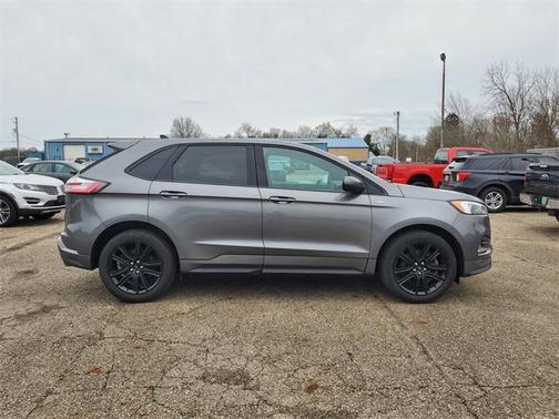 2021 Ford Edge ST Line