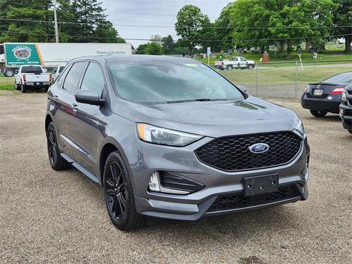 2022 Ford Edge ST Line