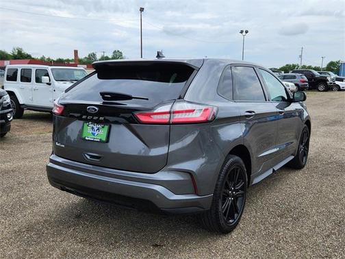 2022 Ford Edge ST Line