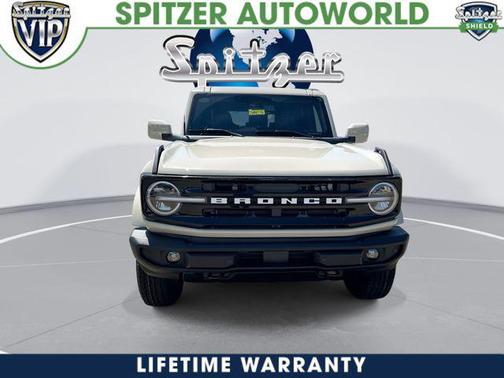 DESERT SAND 2026 Ford Bronco Outer Banks