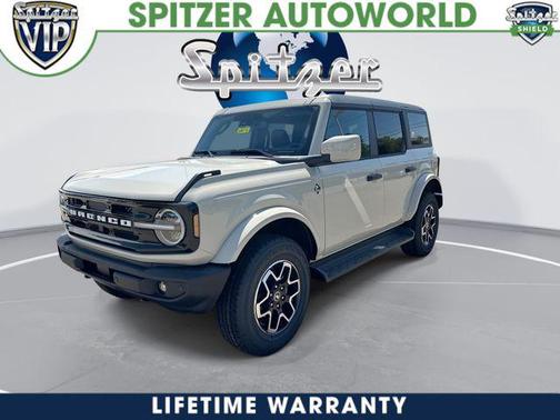 DESERT SAND 2026 Ford Bronco Outer Banks