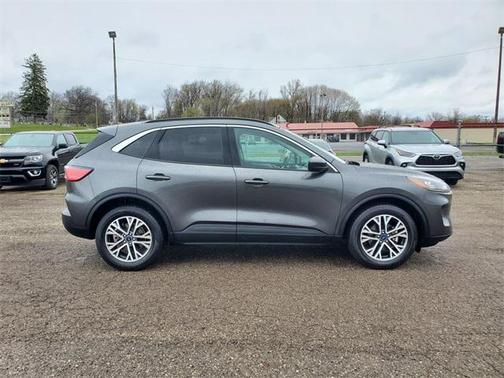 2020 Ford Escape SEL