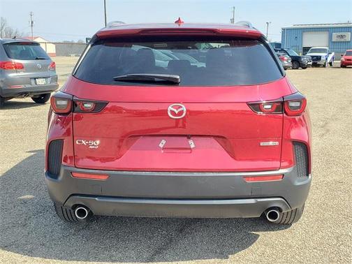 2024 Mazda CX-50 2.5 S Premium