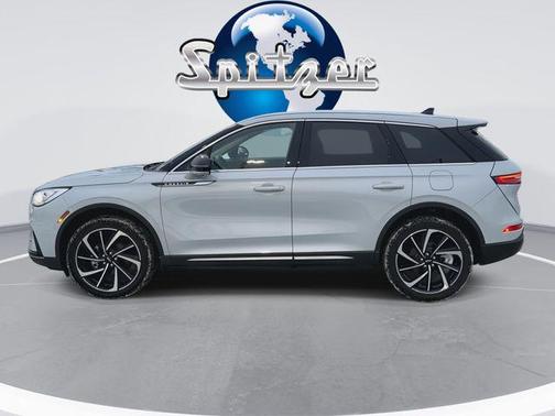 2025 Lincoln Corsair Reserve