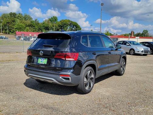 2024 Volkswagen Taos 1.5T SE